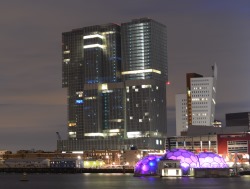 De Wilhelminapier avond fotos