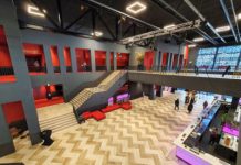 Theater Zuidplein en bibliotheek geopend